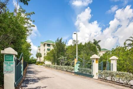 Ferienhaus The Trinidad -pool & Parking Key West